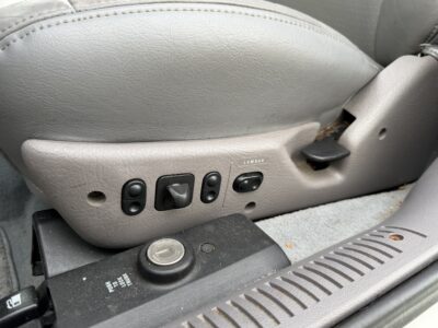 26K-Mile 1994 Ford Taurus LX Photo Gallery — Photo 29