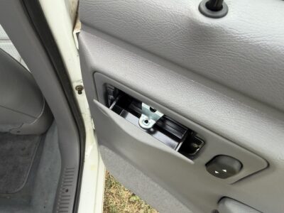 26K-Mile 1994 Ford Taurus LX Photo Gallery — Photo 43