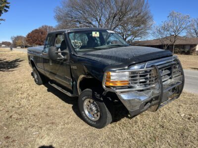 58K-Mile 1999 Ford F-250 XLT SuperCab 4X4 7.3L PowerStroke Diesel Photo Gallery — Photo 143