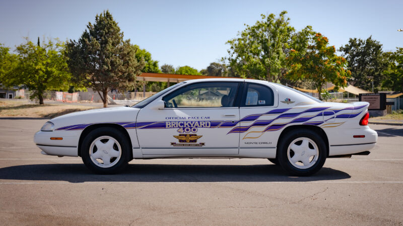 935-Mile 1995 Chevrolet Monte Carlo Z34 Brickyard 400 Pace Car