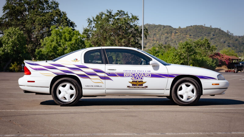 935-Mile 1995 Chevrolet Monte Carlo Z34 Brickyard 400 Pace Car