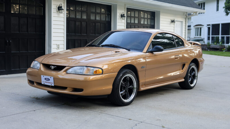 27K-Mile 1997 Ford Mustang GT Coupe 5 Speed Manual