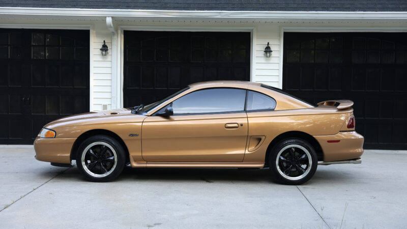 27K-Mile 1997 Ford Mustang GT Coupe 5 Speed Manual