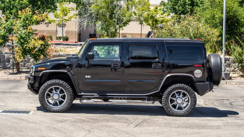 29K-Mile 2005 Hummer H2
