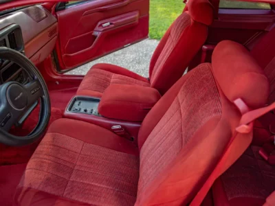 67K-Mile 1988 Ford Thunderbird Sport Bill Elliott Signature Edition Photo Gallery — Photo 62