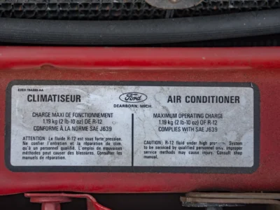 67K-Mile 1988 Ford Thunderbird Sport Bill Elliott Signature Edition Photo Gallery — Photo 123