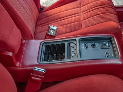 67K-Mile 1988 Ford Thunderbird Sport Bill Elliott Signature Edition Photo Gallery — Photo 93