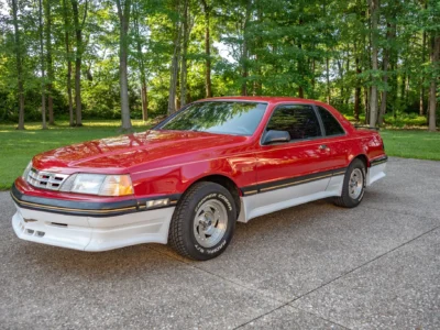 67K-Mile 1988 Ford Thunderbird Sport Bill Elliott Signature Edition Photo Gallery — Photo 8
