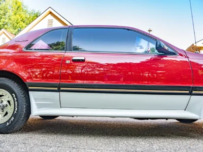 67K-Mile 1988 Ford Thunderbird Sport Bill Elliott Signature Edition Photo Gallery — Photo 17