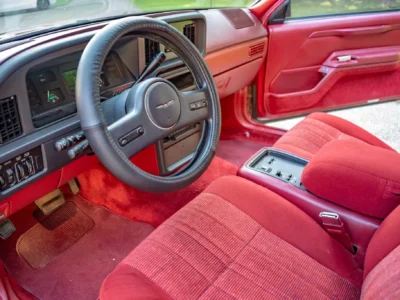 67K-Mile 1988 Ford Thunderbird Sport Bill Elliott Signature Edition Photo Gallery — Photo 61
