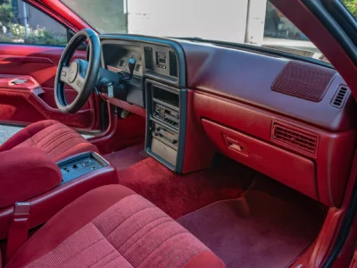 67K-Mile 1988 Ford Thunderbird Sport Bill Elliott Signature Edition Photo Gallery — Photo 79