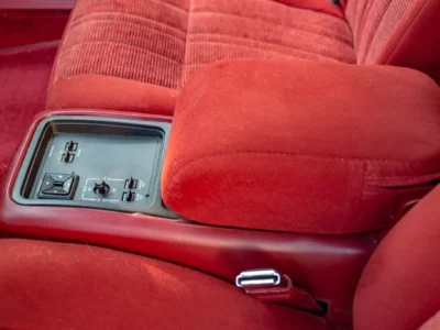 67K-Mile 1988 Ford Thunderbird Sport Bill Elliott Signature Edition Photo Gallery — Photo 91