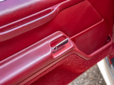 67K-Mile 1988 Ford Thunderbird Sport Bill Elliott Signature Edition Photo Gallery — Photo 70