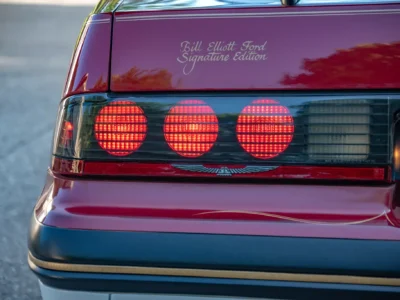 67K-Mile 1988 Ford Thunderbird Sport Bill Elliott Signature Edition Photo Gallery — Photo 27
