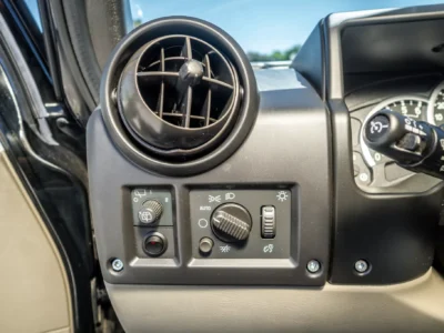 29K-Mile 2005 Hummer H2 Photo Gallery — Photo 64