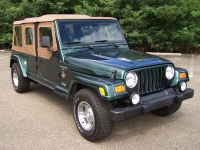 25K-Mile 2000 Jeep Wrangler Sahara Custom 4 Door Conversion Photo Gallery — Photo 7