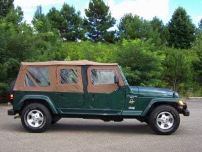 25K-Mile 2000 Jeep Wrangler Sahara Custom 4 Door Conversion Photo Gallery — Photo 6