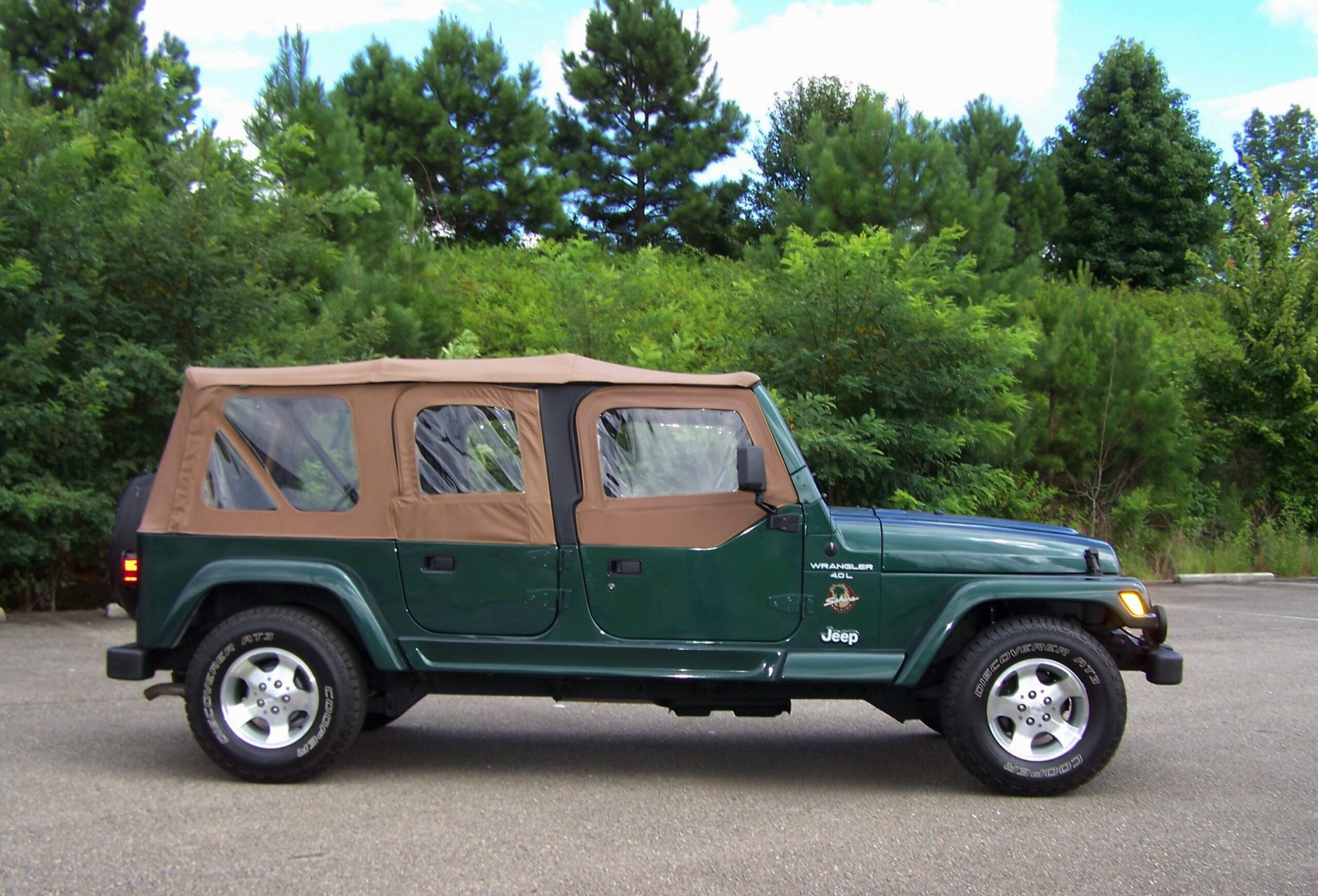 25K-Mile 2000 Jeep Wrangler Sahara Custom 4 Door Conversion