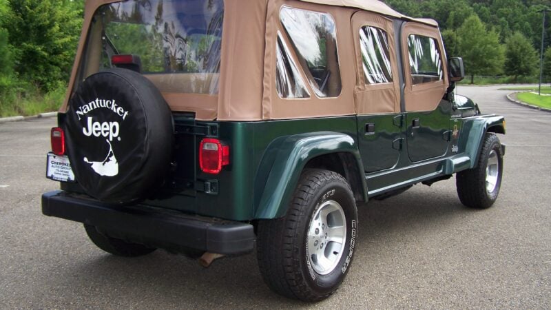 25K-Mile 2000 Jeep Wrangler Sahara Custom 4 Door Conversion