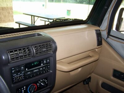 25K-Mile 2000 Jeep Wrangler Sahara Custom 4 Door Conversion Photo Gallery — Photo 63