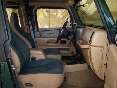 25K-Mile 2000 Jeep Wrangler Sahara Custom 4 Door Conversion Photo Gallery — Photo 79