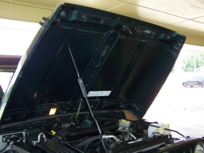 25K-Mile 2000 Jeep Wrangler Sahara Custom 4 Door Conversion Photo Gallery — Photo 91
