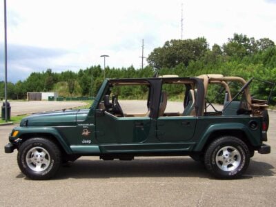 25K-Mile 2000 Jeep Wrangler Sahara Custom 4 Door Conversion Photo Gallery — Photo 104