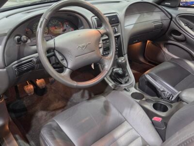 11K-Mile 2002 Ford Mustang GT Convertible 5 Speed Manual Photo Gallery — Photo 23