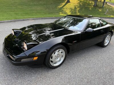 5K-Mile 1993 Chevrolet Corvette ZR1 Photo Gallery — Photo 14