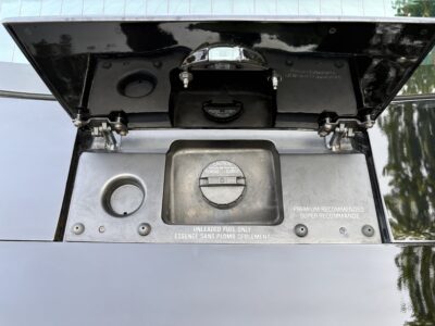 5K-Mile 1993 Chevrolet Corvette ZR1 Photo Gallery — Photo 21