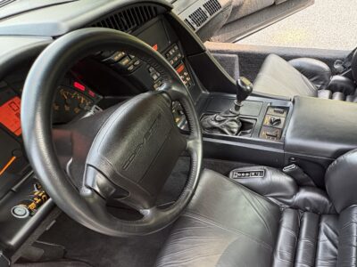 5K-Mile 1993 Chevrolet Corvette ZR1 Photo Gallery — Photo 42