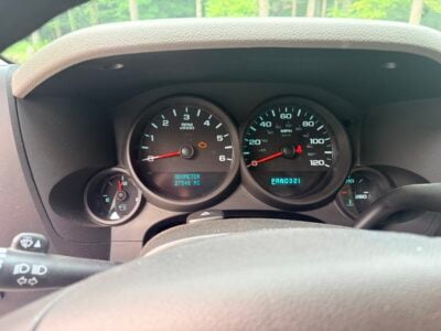 28K-Mile 2013 Chevrolet Silverado W/T Regular Cab Short Bed 4X4 Photo Gallery — Photo 36