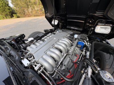 5K-Mile 1993 Chevrolet Corvette ZR1 Photo Gallery — Photo 65