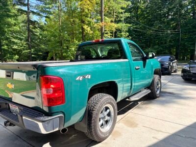 28K-Mile 2013 Chevrolet Silverado W/T Regular Cab Short Bed 4X4 Photo Gallery — Photo 9
