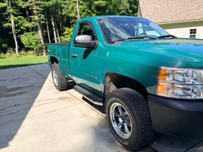 28K-Mile 2013 Chevrolet Silverado W/T Regular Cab Short Bed 4X4 Photo Gallery — Photo 16