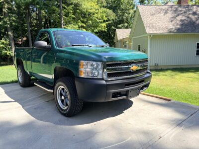 28K-Mile 2013 Chevrolet Silverado W/T Regular Cab Short Bed 4X4 Photo Gallery — Photo 13