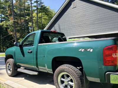28K-Mile 2013 Chevrolet Silverado W/T Regular Cab Short Bed 4X4 Photo Gallery — Photo 4