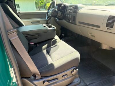 28K-Mile 2013 Chevrolet Silverado W/T Regular Cab Short Bed 4X4 Photo Gallery — Photo 42