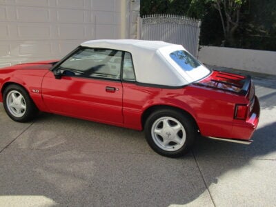 592-Mile 1993 Ford Mustang LX 5.0L Convertible 5 Speed Manual Photo Gallery — Photo 5
