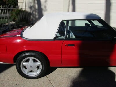 592-Mile 1993 Ford Mustang LX 5.0L Convertible 5 Speed Manual Photo Gallery — Photo 10