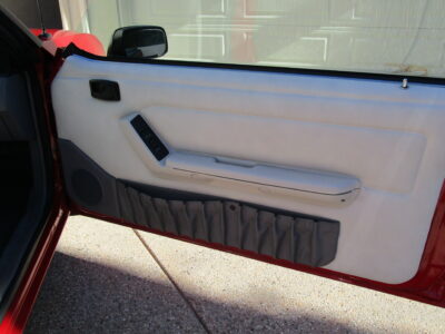 592-Mile 1993 Ford Mustang LX 5.0L Convertible 5 Speed Manual Photo Gallery — Photo 40