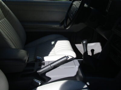 592-Mile 1993 Ford Mustang LX 5.0L Convertible 5 Speed Manual Photo Gallery — Photo 43