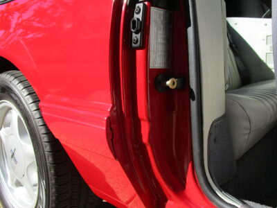 592-Mile 1993 Ford Mustang LX 5.0L Convertible 5 Speed Manual Photo Gallery — Photo 64