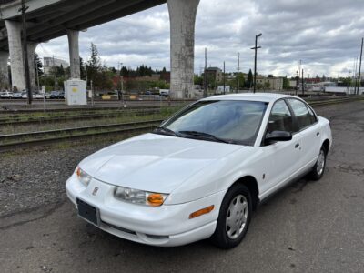 12K-Mile 2002 Saturn SL1 Photo Gallery — Photo 17