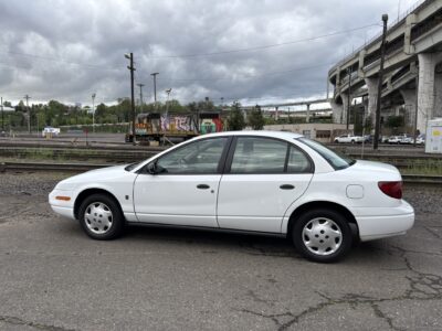 12K-Mile 2002 Saturn SL1 Photo Gallery — Photo 2