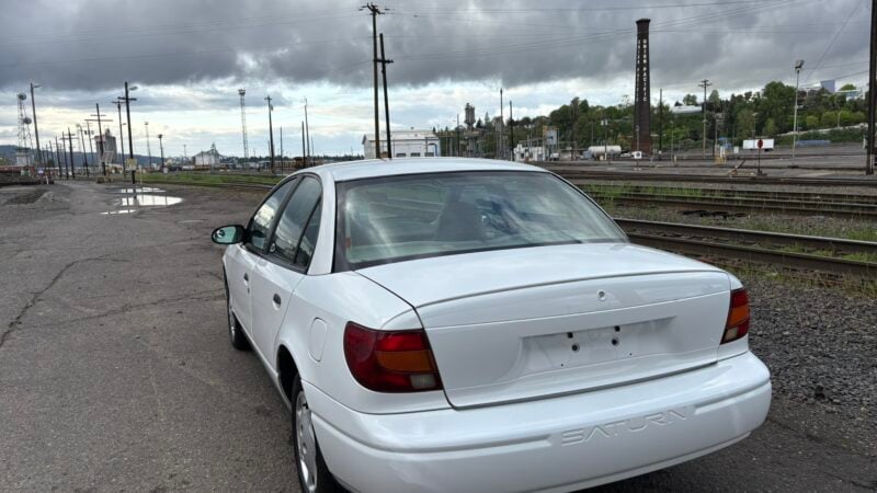 12K-Mile 2002 Saturn SL1
