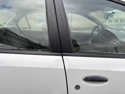 12K-Mile 2002 Saturn SL1 Photo Gallery — Photo 156