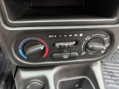 12K-Mile 2002 Saturn SL1 Photo Gallery — Photo 64
