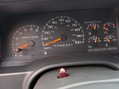 60K-Mile 1998 Chevrolet K3500 Silverado 4X4 Photo Gallery — Photo 49