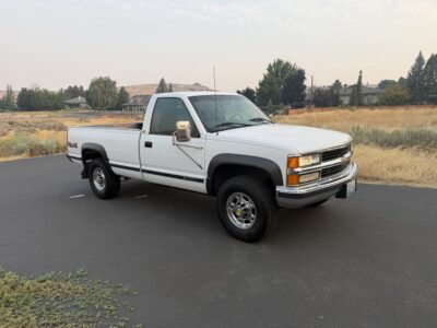 60K-Mile 1998 Chevrolet K3500 Silverado 4X4 Photo Gallery — Photo 8